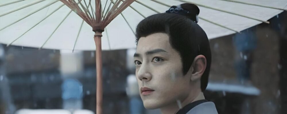 Tense palace scene from Zang Hai Chinese drama