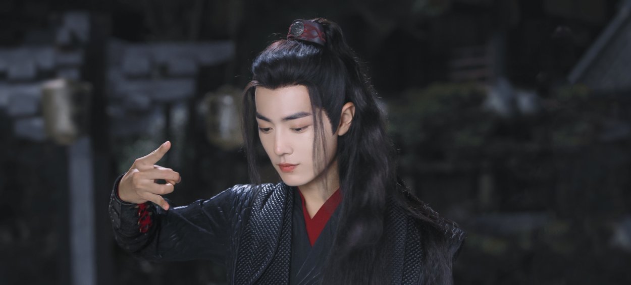 Wei Wuxian personality evolution during the rise of the Yiling Patriarch